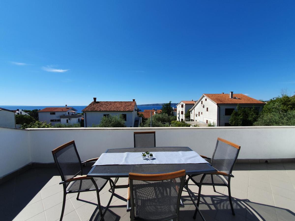 Apartmani Alta Krk Town Buitenkant foto